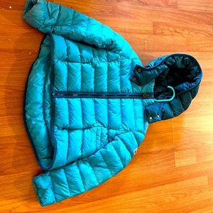 Good condition. Fit 3-6 year old girl